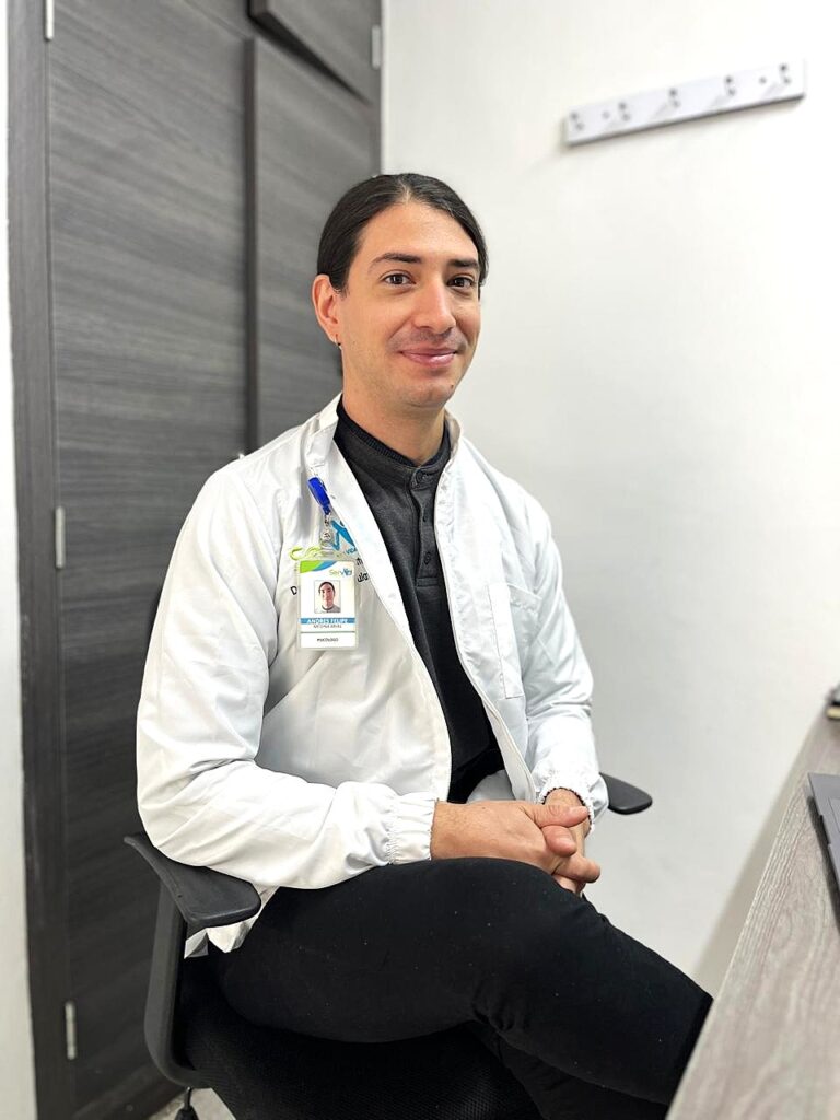 Psicólogo Andrés Felipe Medina Arias