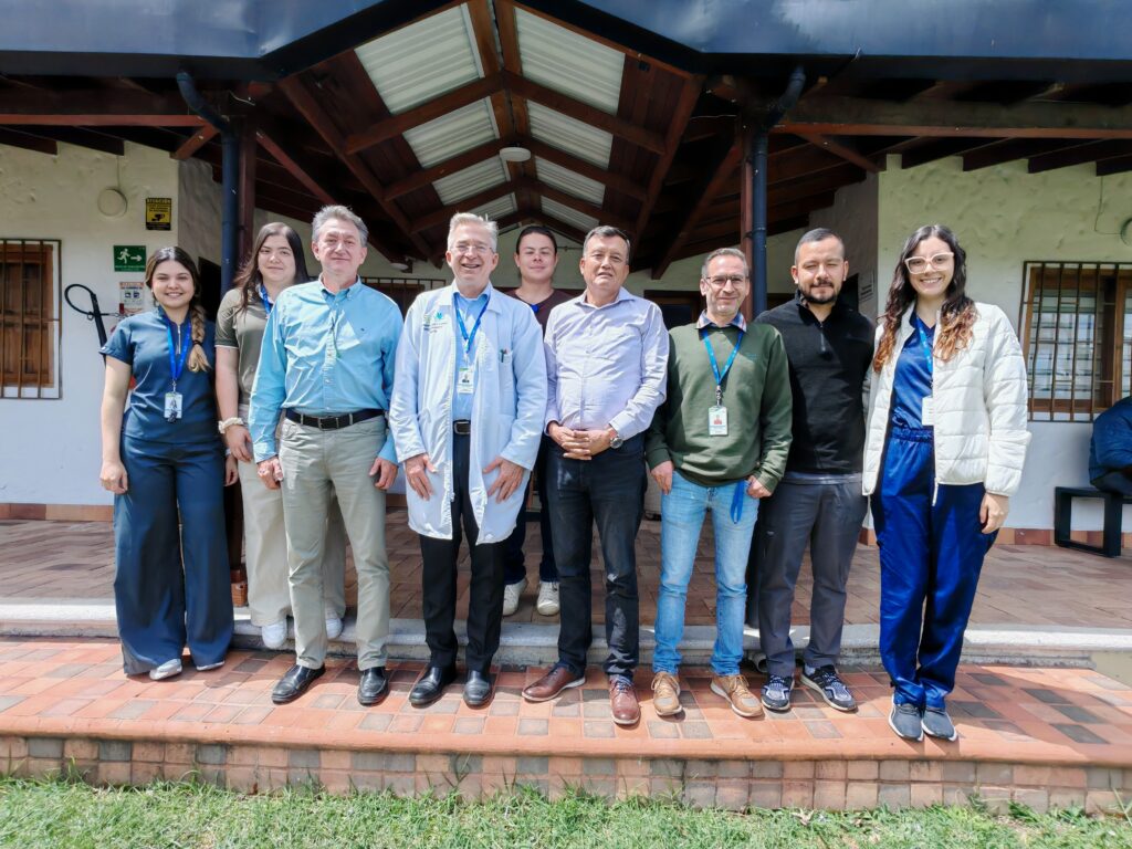 Celebramos la creación oficial de nuestro Equipo de Investigación, un espacio dedicado a descubrir, innovar y transformar la manera en que prestamos servicios en salud mental y adicciones. Porque creemos que el conocimiento también sana 💙
